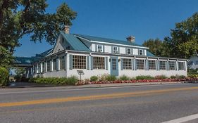 Auberge Handfield Et Spa